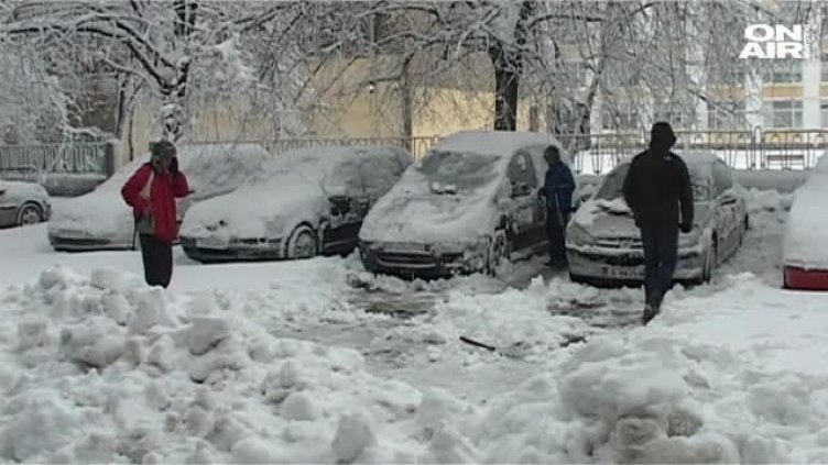 Понеделник неучебен за Русенска област заради снега