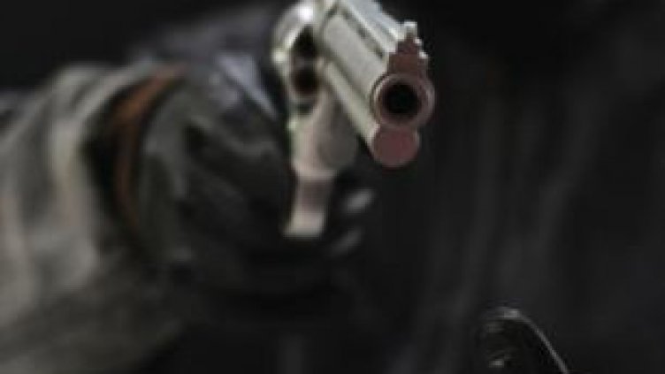 Простреляха в лицето мъж край Шумен