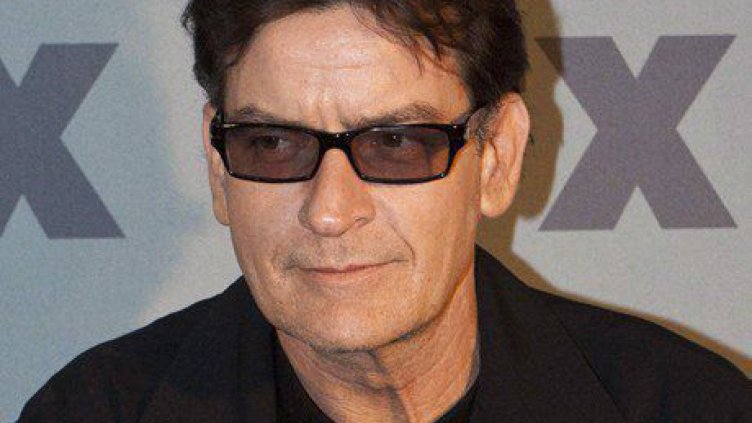 Чарли Шийн не е близвал алкохол от една година