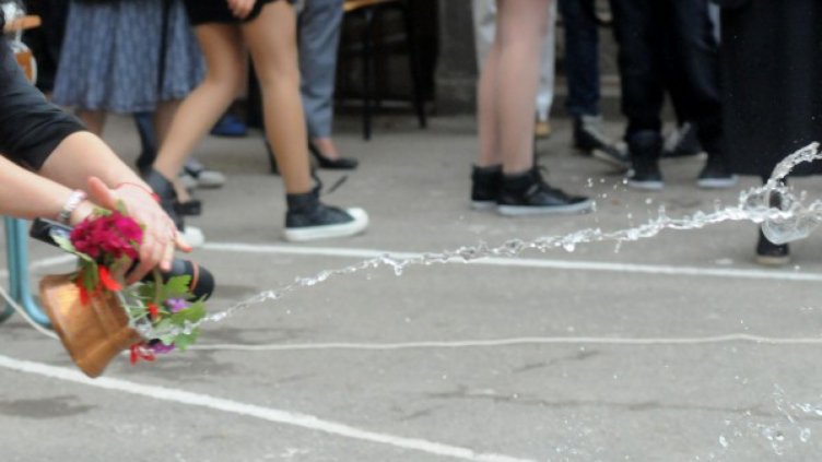 60 000 първолака влизат в клас