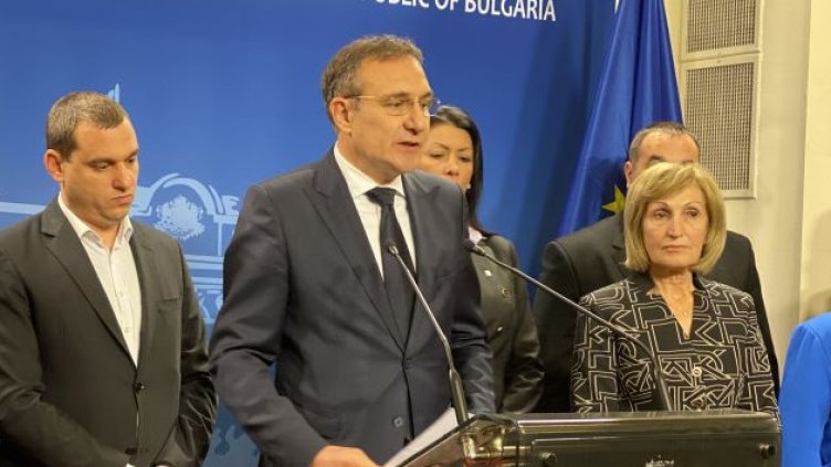 Гуцанов: 111 сгради с отпаднала необходимост може да станат домове за възрастни хора