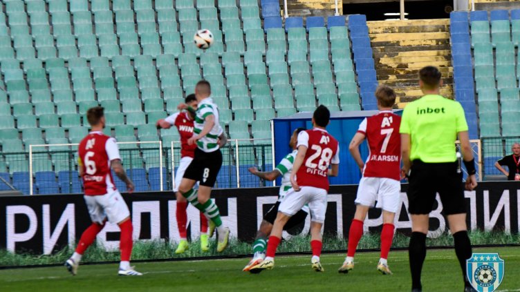 Илиан Илиев определи групата за мача с ЦСКА