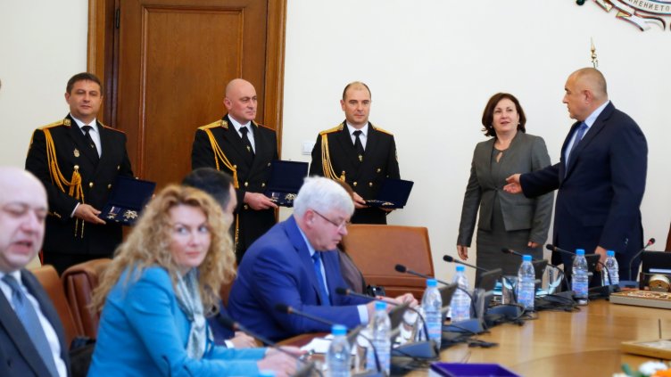 Наградиха директора на полицията в Шумен Ялчън Расим за Хитрино  