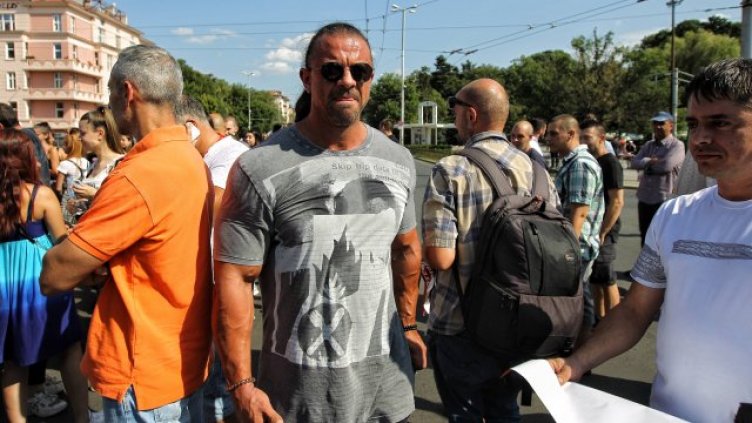 Кръчмарски походи срещу ковид сертификатите. Всеки ден, в цялата страна