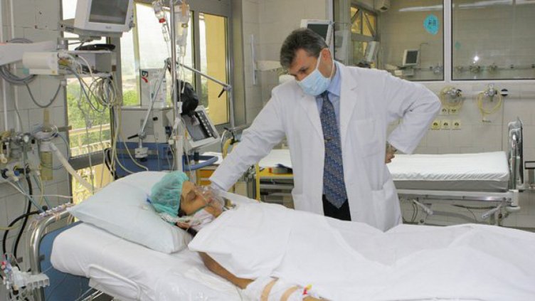 Чиновници обричат онкоболни