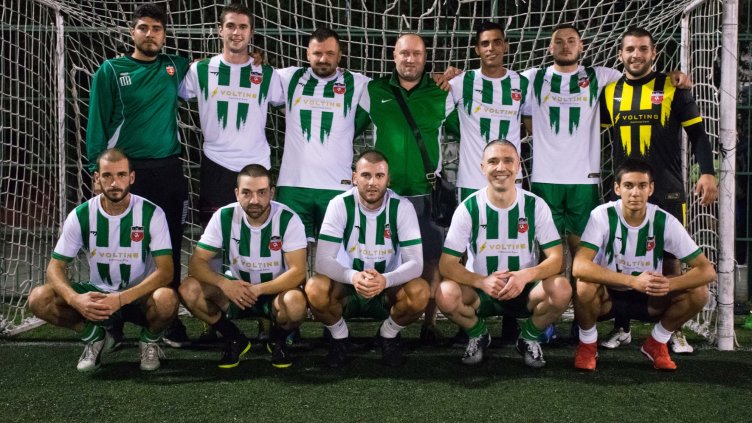 Здрави мачове в Аматьорската мини футболна лига във Варна