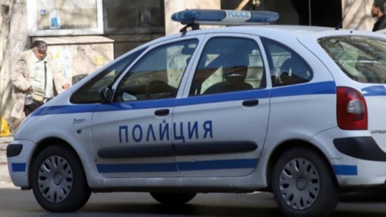 Обраха бензиностанция край Бобов дол