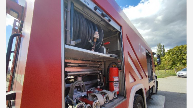 Изгоряха 2 вили в Китен