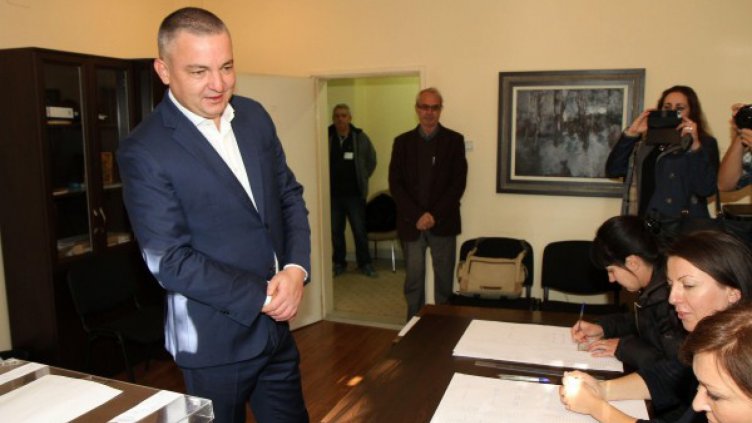 Варна преизбра за кмет Иван Портних