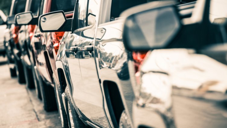 Проект предвижда шесторeн скок на таксата за регистрация на кола  