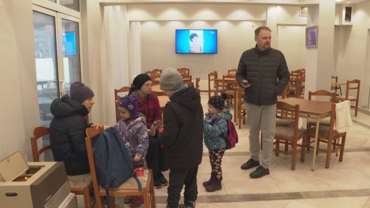 Удължават временната закрила за бягащите от Украйна в ЕС