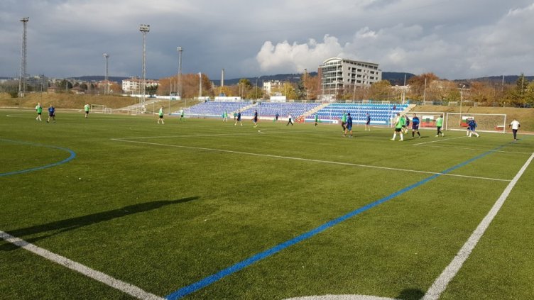 Провеждат традиционния футболен турнир за деца „Илия Кирчев”