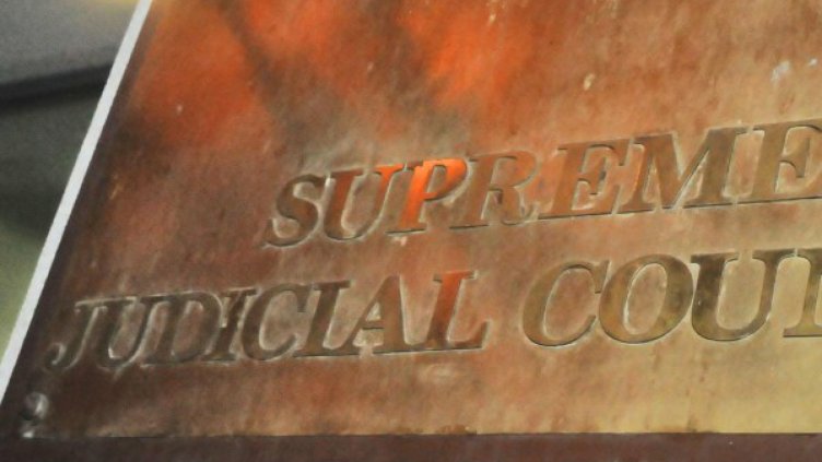 ВСС не може да се раздели, карат се!