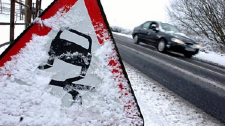 Внимание: Заледявания дебнат шофьорите по пътищата във Варненско