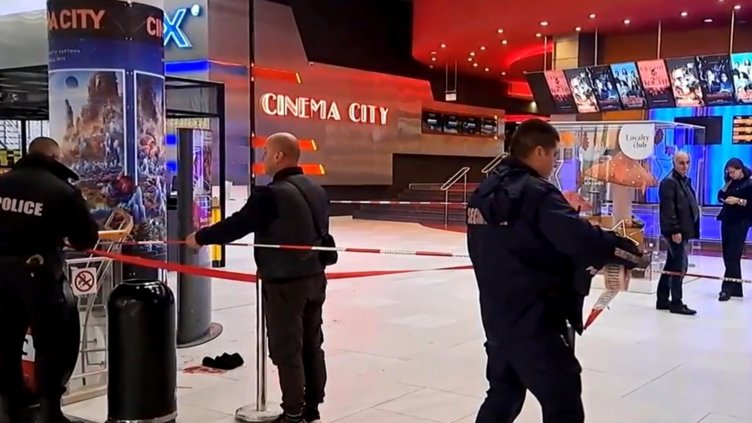 Ужасяващи подробности за трагедията в мола: Убитото дете е намушкано в сърцето (ВИДЕО)