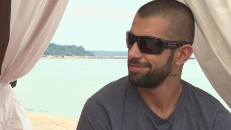 Рапърът Гарджока свил варненското такси, с което предизвика хаос на "Хемус"