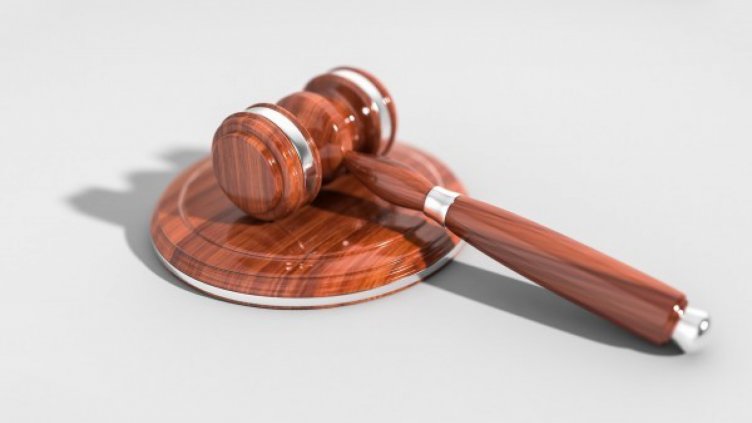 3 месеца условно и 10 000 лв глоба за жена, нарушила карантината