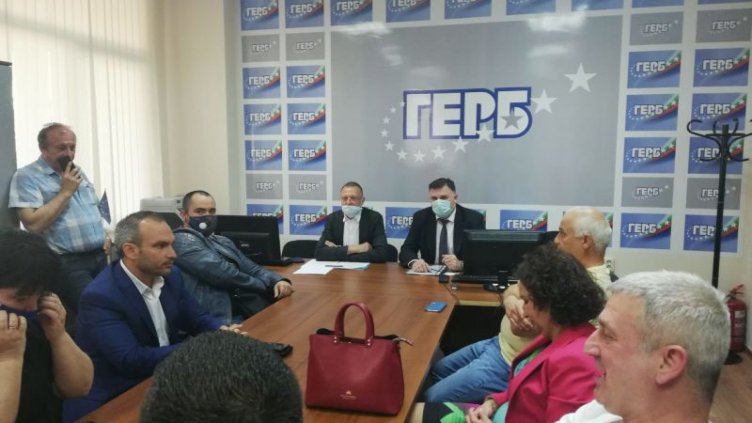 ГЕРБ отстрани цялото си общинско ръководство в Плевен