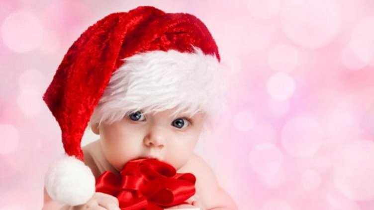 Три бебета проплакаха в Шейново навръх Коледа