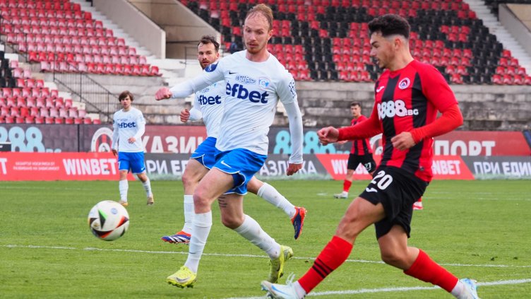 Спартак изпусна точката срещу Ботев в Пловдив