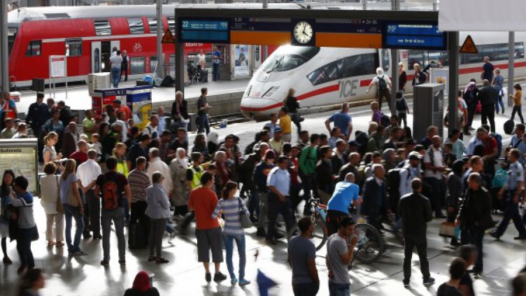 Свободна миграция, бежанска криза: Къде е границата?