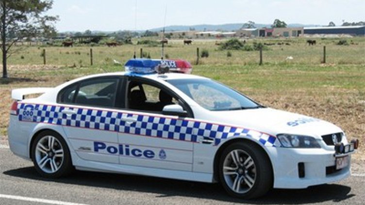 Задържаха петима наши ало-измамници в Гърция