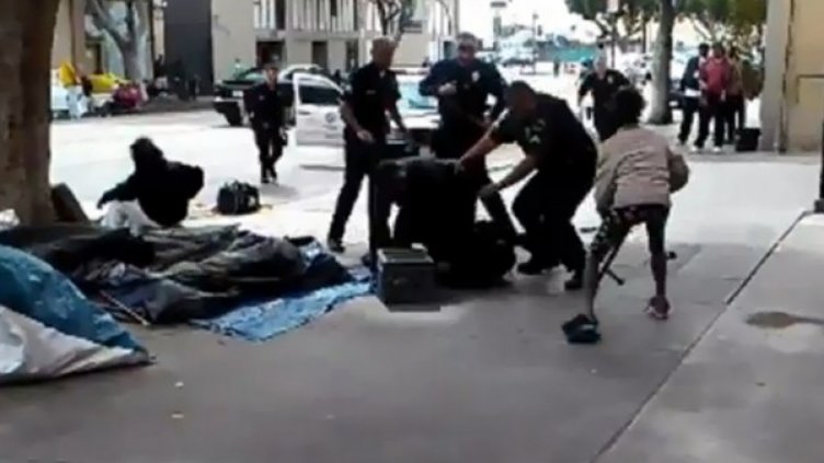 Полицаи застреляха бездомник в Лос Анжелис