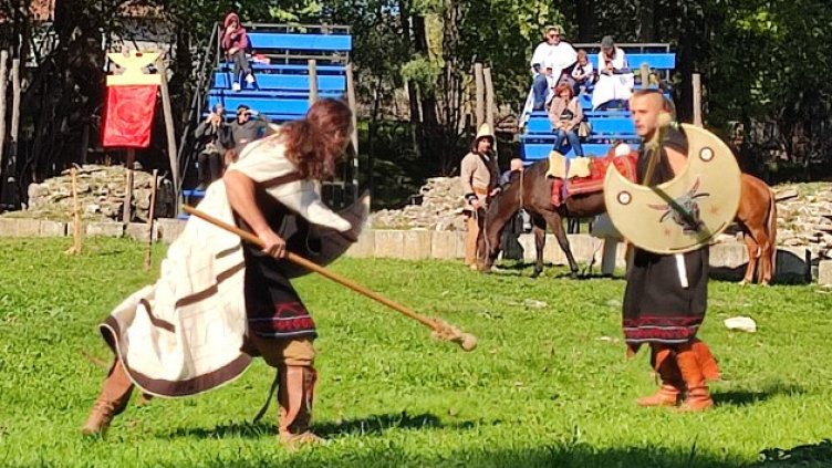 За осми път фестивал възкреси живота в древния Марцианопол (СНИМКИ)