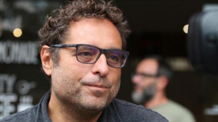 Тео Ушев се бори с COVID във ВМА