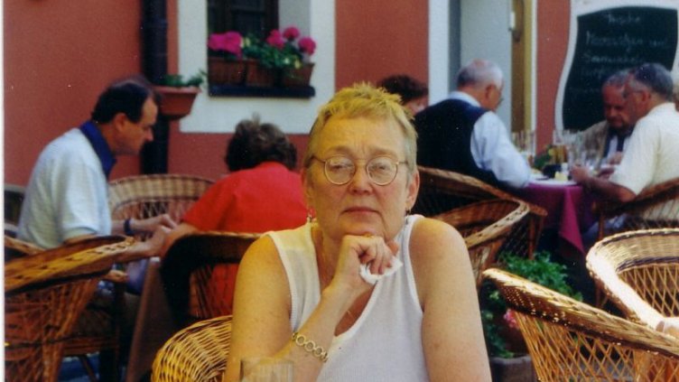 Розмари Стателова представя автобиографична книга във Варна