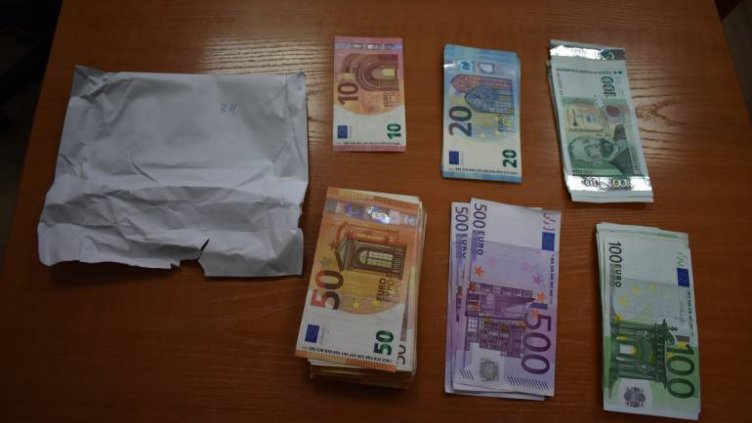 Спецпрокуратурата иззе над 420 хил. лв от главния секретар на ДАБЧ