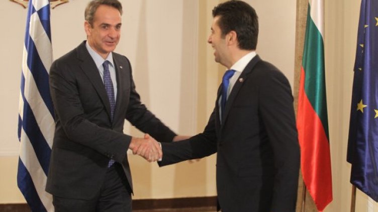 Първа официална среща между Кирил Петков и Кириакос Мицотакис