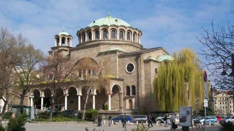 Разкопките около площад "Света Неделя" приключват до края на годината