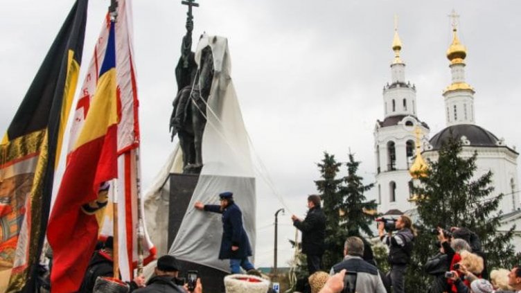В Русия бе открит първият паметник на Иван Грозни