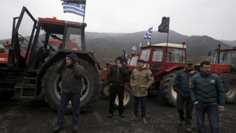 При блокада на границата: Превозвачи се заканиха да отвърнат с контраблокада