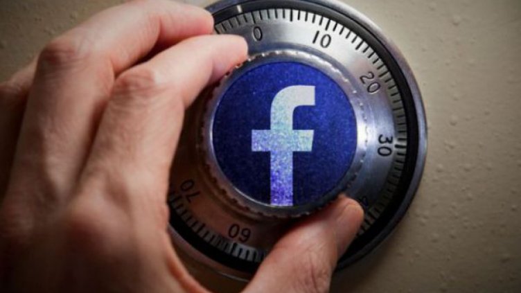 Трикове във Facebook