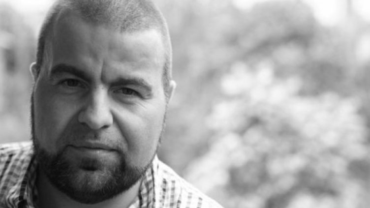 Почина тв водещият Роро Кавалджиев. Поклон!