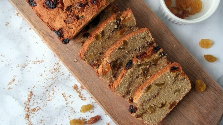 Откриха опасна батерия в козунак със стафиди