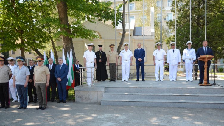 Ден на курсантското управление се проведе във ВВМУ &bdquo;Н. Вапцаров&ldquo;