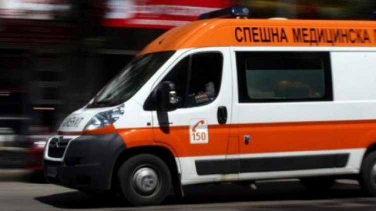 За над 800 души са повикани екипи на спешна помощ по празниците във Варненско