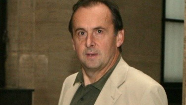 Прибраха Вальо Топлото на топло