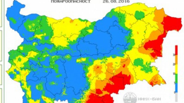 Червен индекс за пожароопасност в 8 области на страната днес