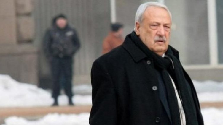 Стотици изпратиха Иван Гарелов в последния му път