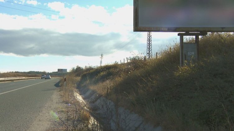 По-строги правила за рекламите край пътя