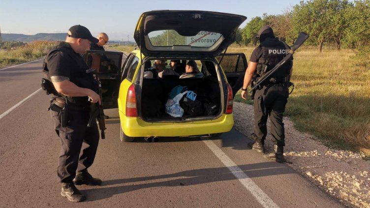 МВР в акция: Арестуваха 17 души в Бургаско