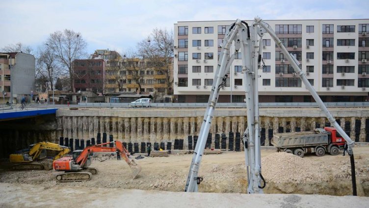 Вижте как вървят ремонтите във Варна (СНИМКИ)