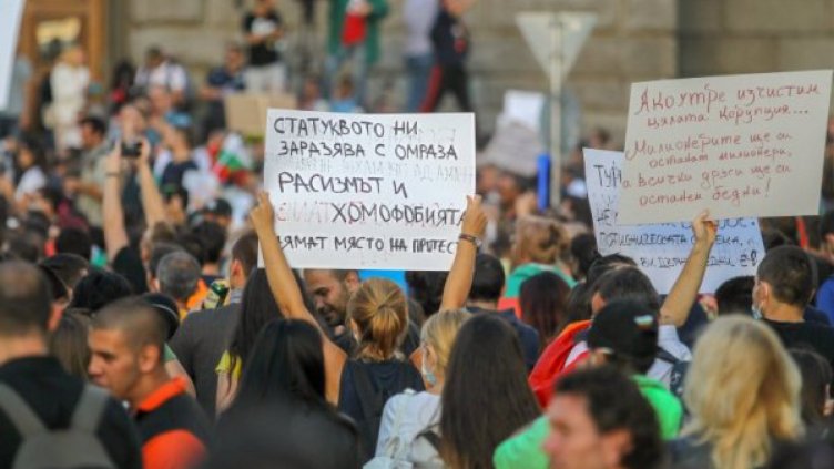 Майка на пребит от полицията: Това е безобразие