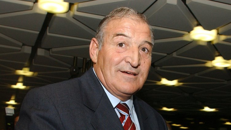 Лафовете на Пената: Момчета, днес ще играем... 4-4-3