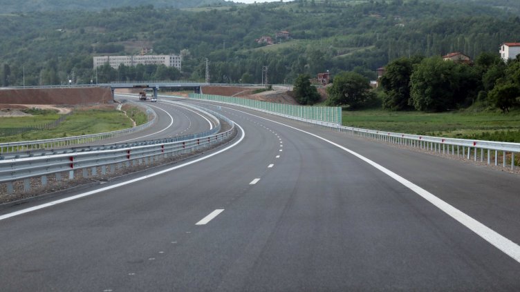 Борисов провери завършения участък на магистралата между Благоевград и бъдещия тунел „Железница“