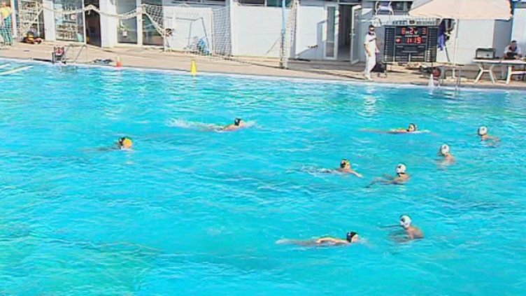 Родители отново поискаха ремонт на басейн „Алекси Алексиев”